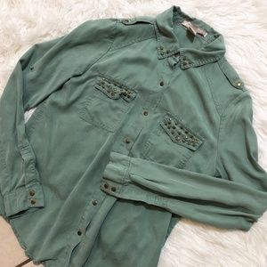 FOREVER21 Embellished Button Up Green Small